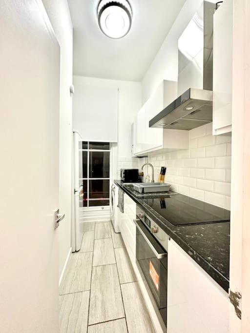 The Euston Guest House -60 런던 외부 사진